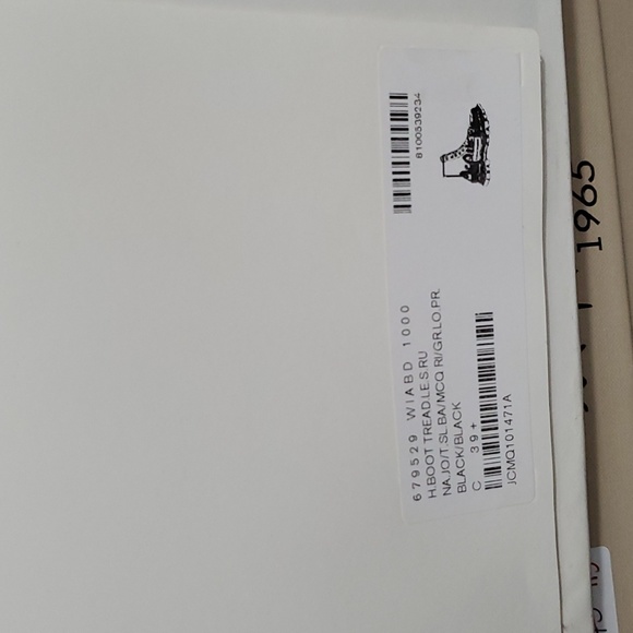 NIB sz 39.5 $730 Alexander McQueen boots - Picture 4 of 7